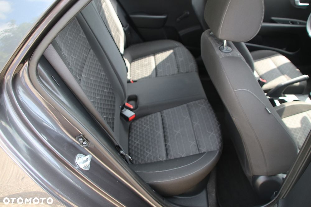 Kia Rio 1.2 Attract - 16