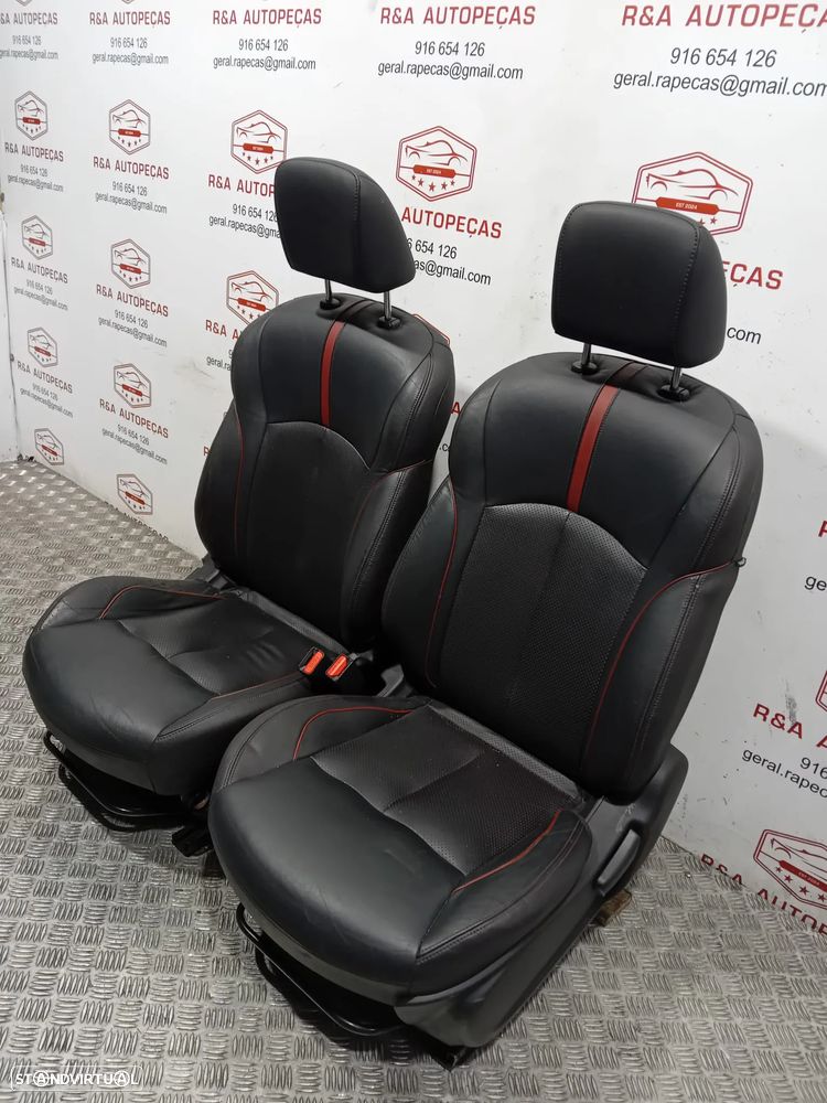 Conjunto de Bancos Nissan Juke Original - 9