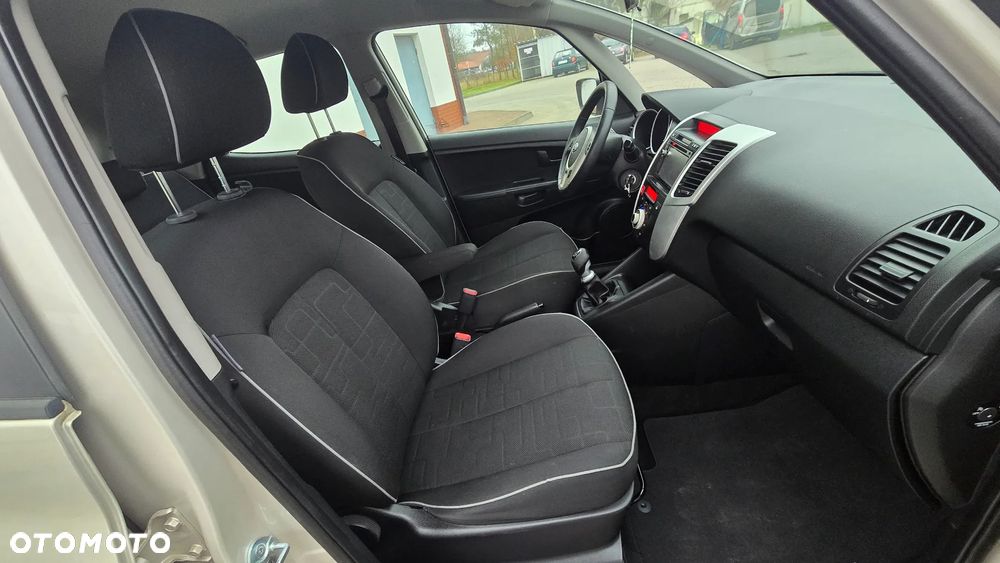 Kia Venga 1.4 CVVT Attract - 15