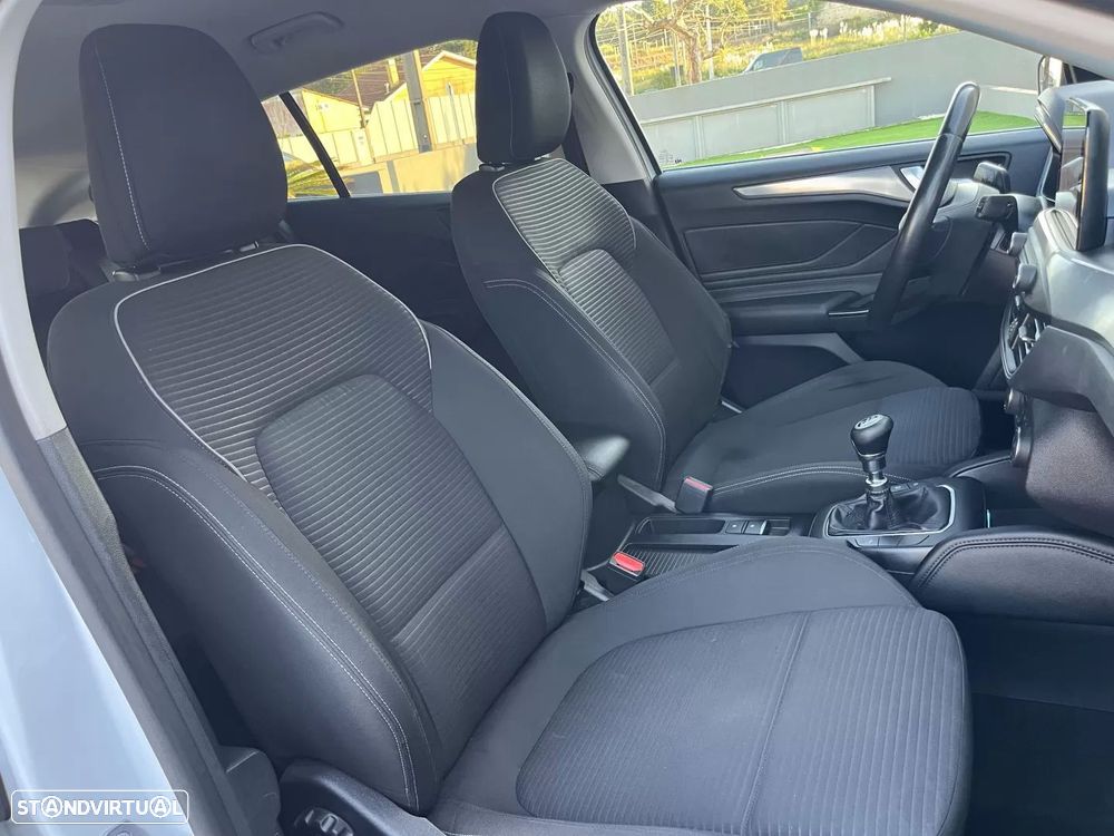 Ford Focus SW 1.5 EcoBlue S&S TITANIUM DESIGN - 45