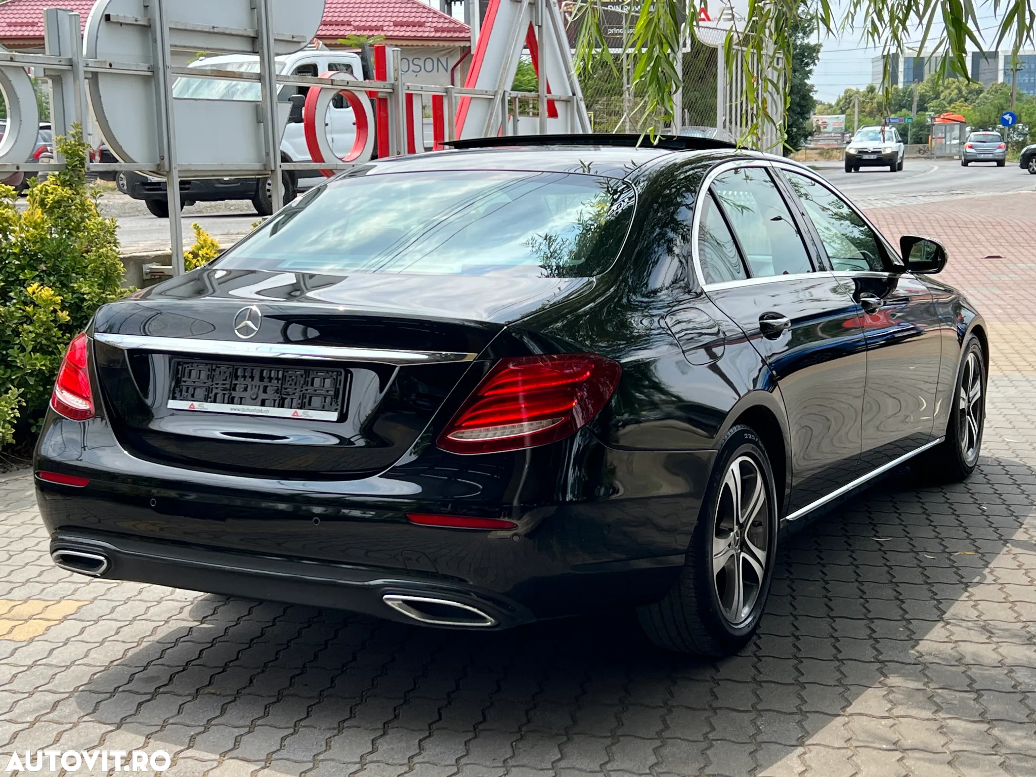 Mercedes-Benz E 200 d Aut. - 9