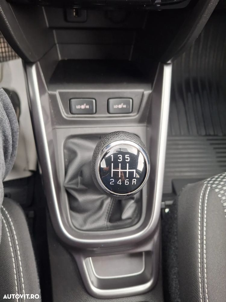 Suzuki Vitara 1.4 Passion - 19