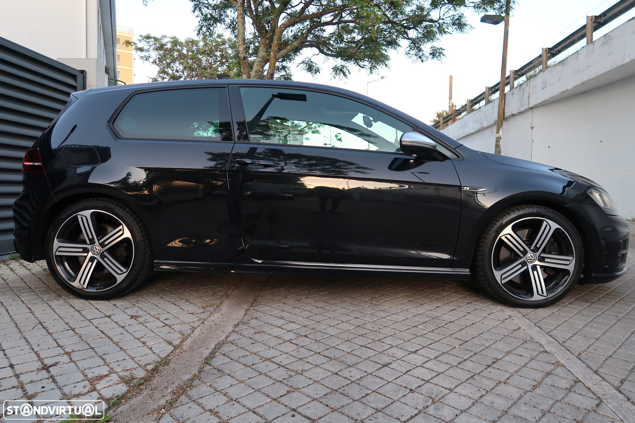 VW Golf 2.0 TSi R - 7