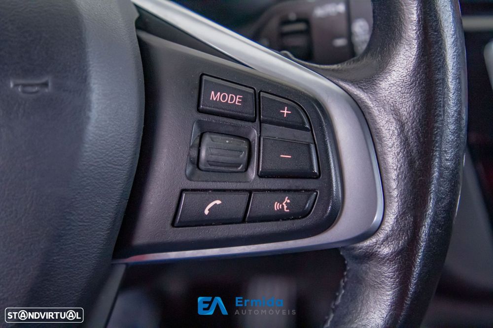 BMW X1 16 d sDrive Auto - 38