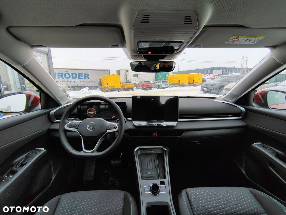 Volkswagen T-Roc - 14