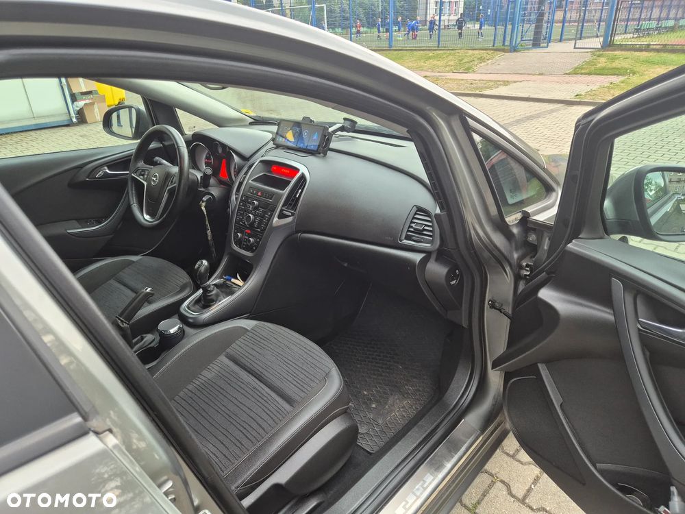 Opel Astra 1.6 Enjoy - 11