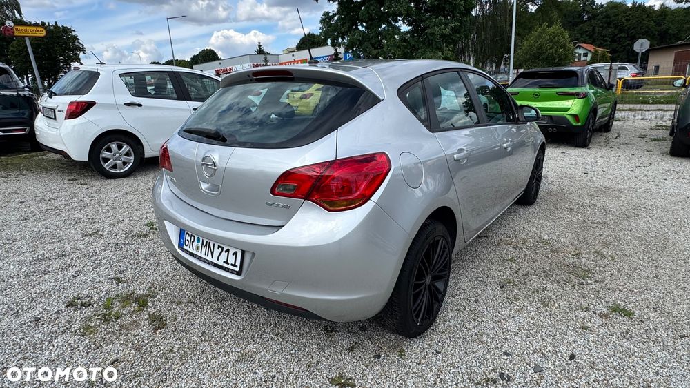 Opel Astra 1.4 Fun - 8