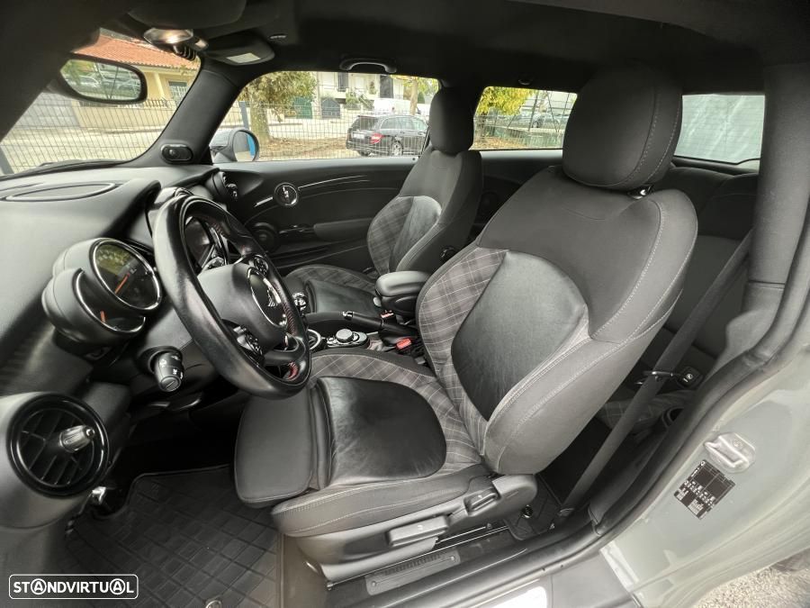 MINI 3 Portas Cooper D - 20