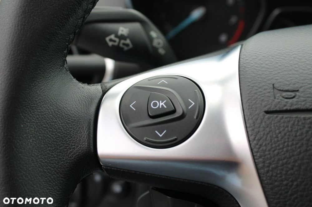 Ford Kuga - 19