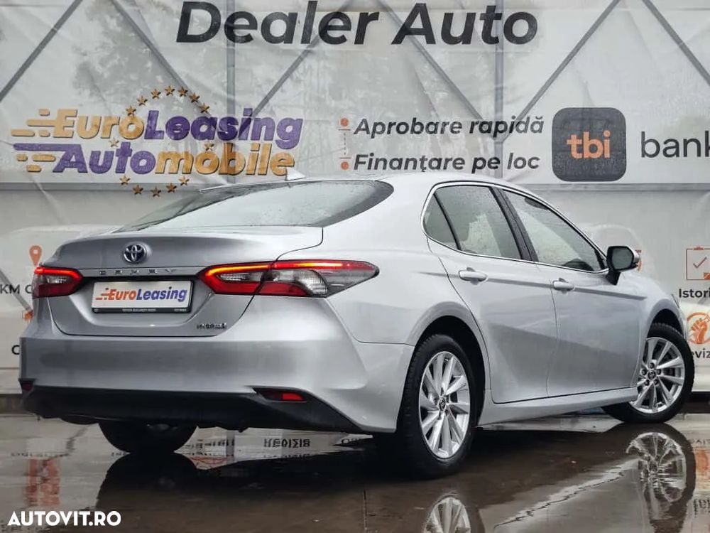 Toyota Camry 2.5 Hybrid Business - 8