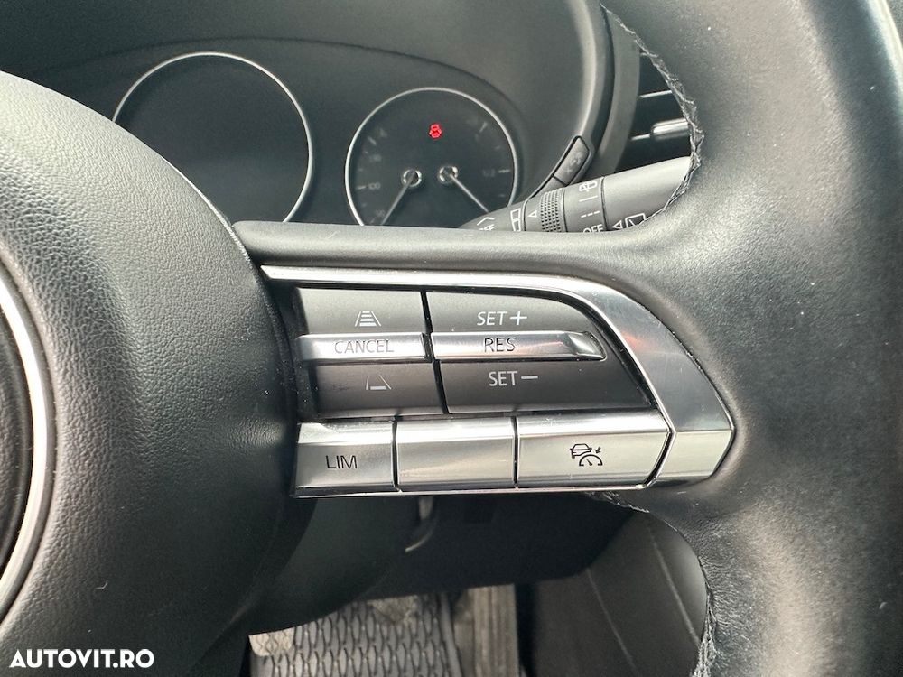 Mazda 3 e-Skyactiv G122 MHEV Exclusive-Line - 13