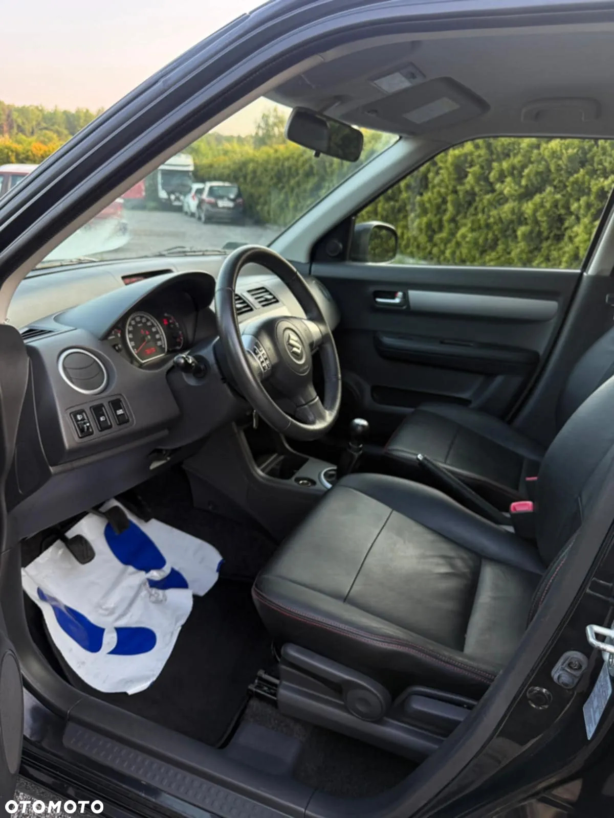 Suzuki Swift - 14
