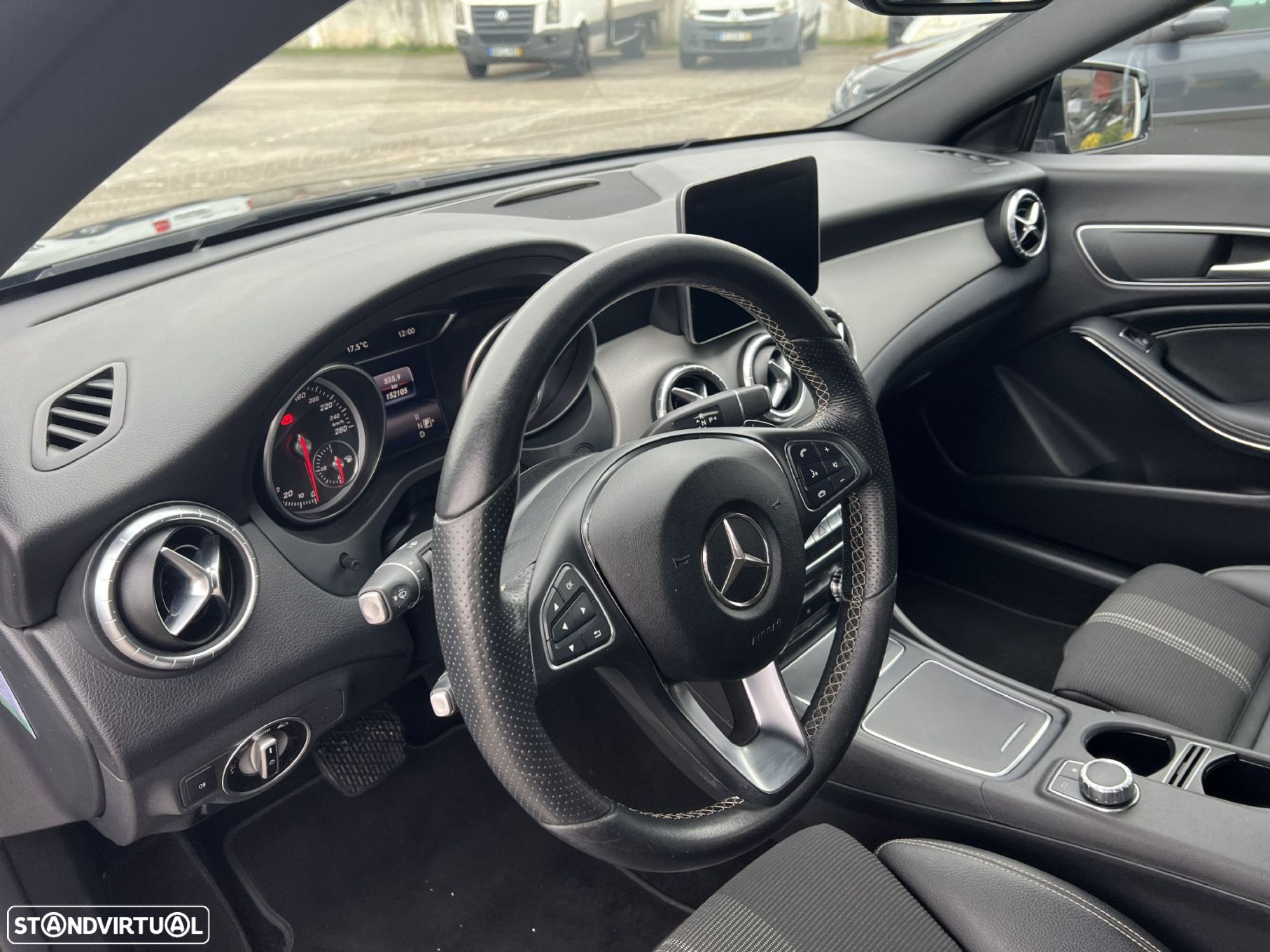 Mercedes-Benz CLA 180 d Shooting Brake Urban Aut. - 17