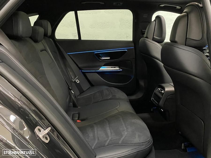 Mercedes-Benz E 300 e AMG Line - 56