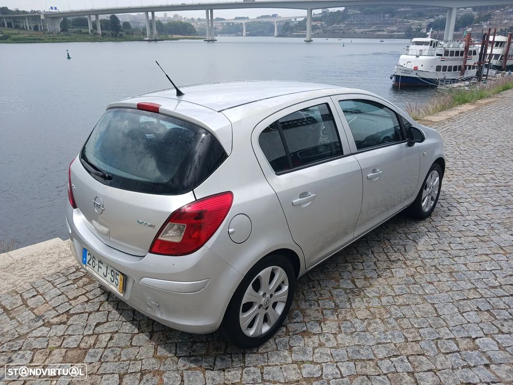Opel Corsa 1.3 CDTI Enjoy EcoFLEX - 21