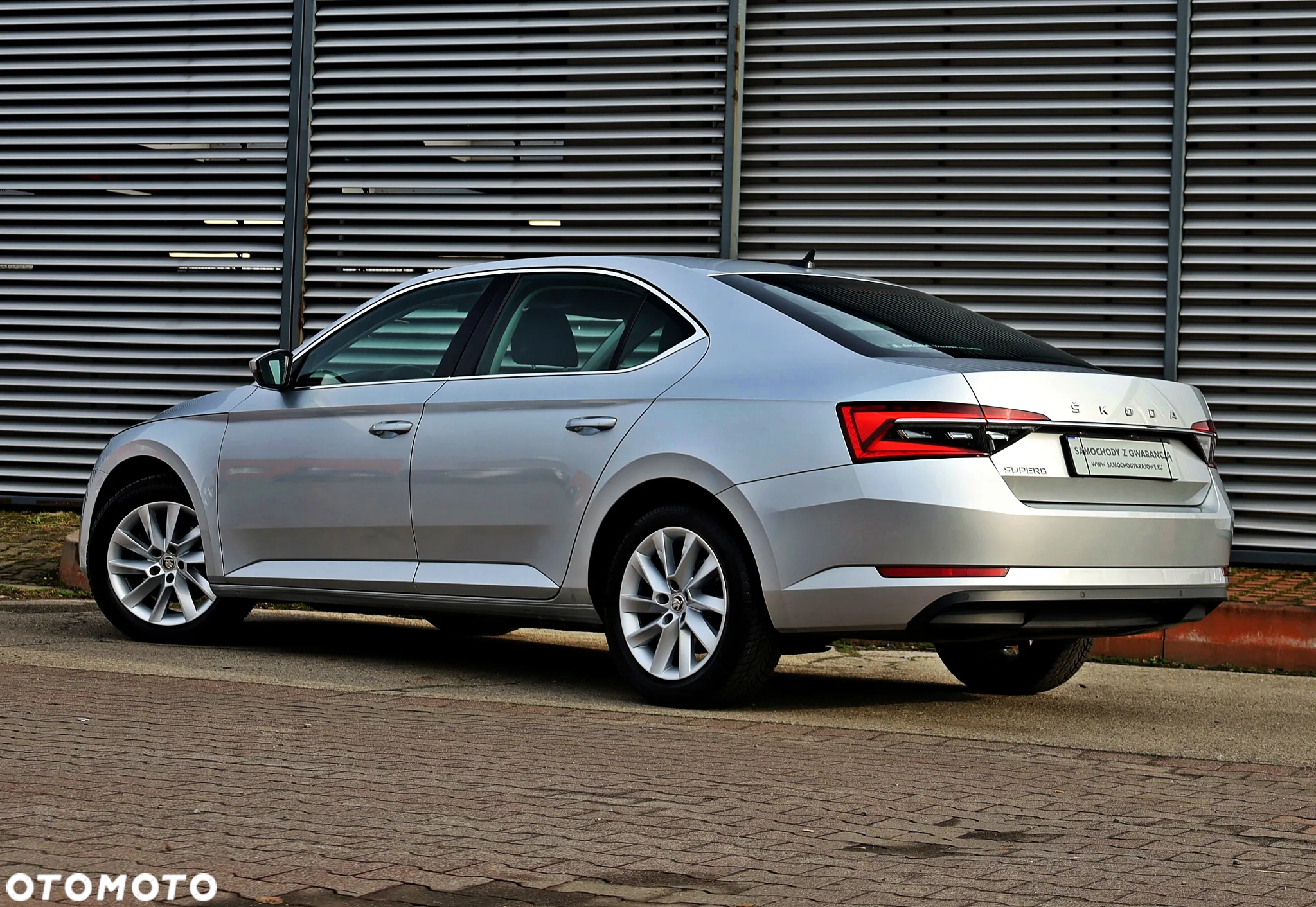 Skoda Superb 2.0 TDI SCR Ambition - 9
