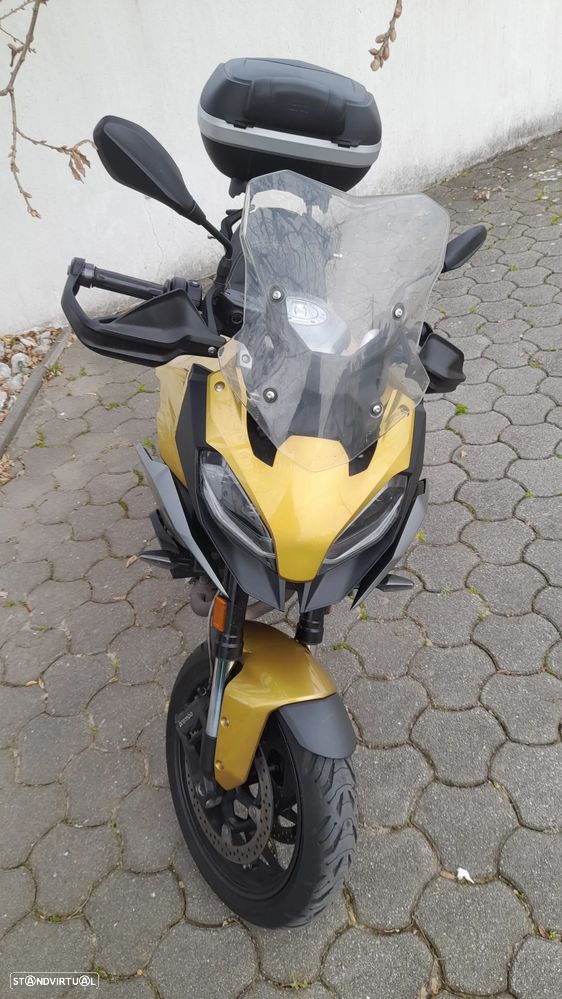 BMW F 900 XR - 6