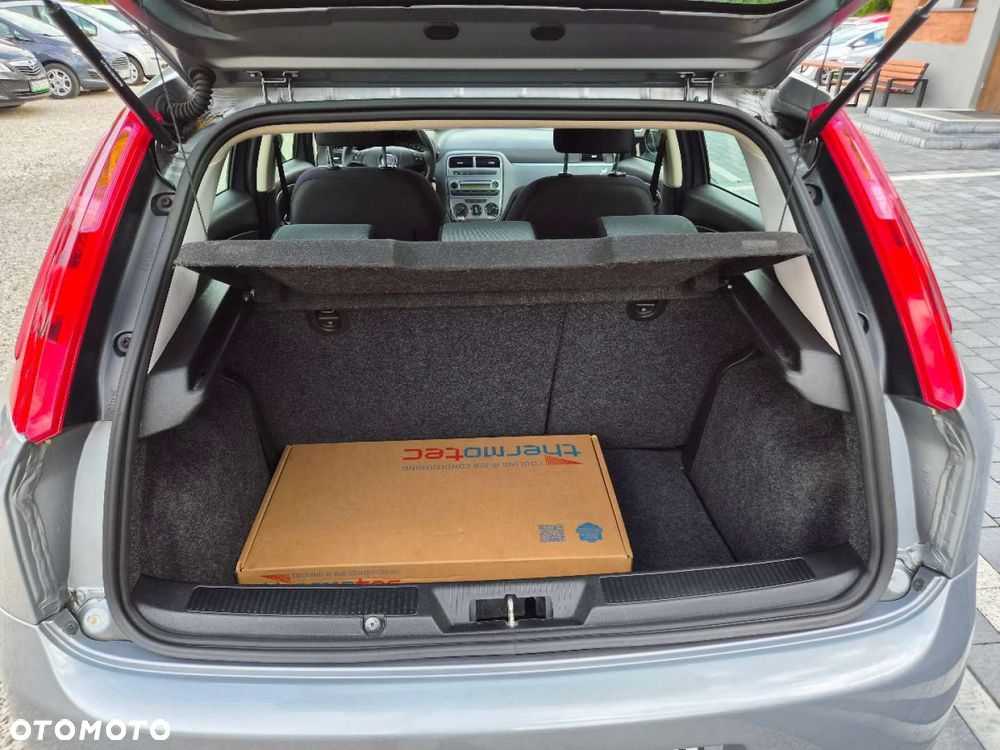 Fiat Grande Punto - 19