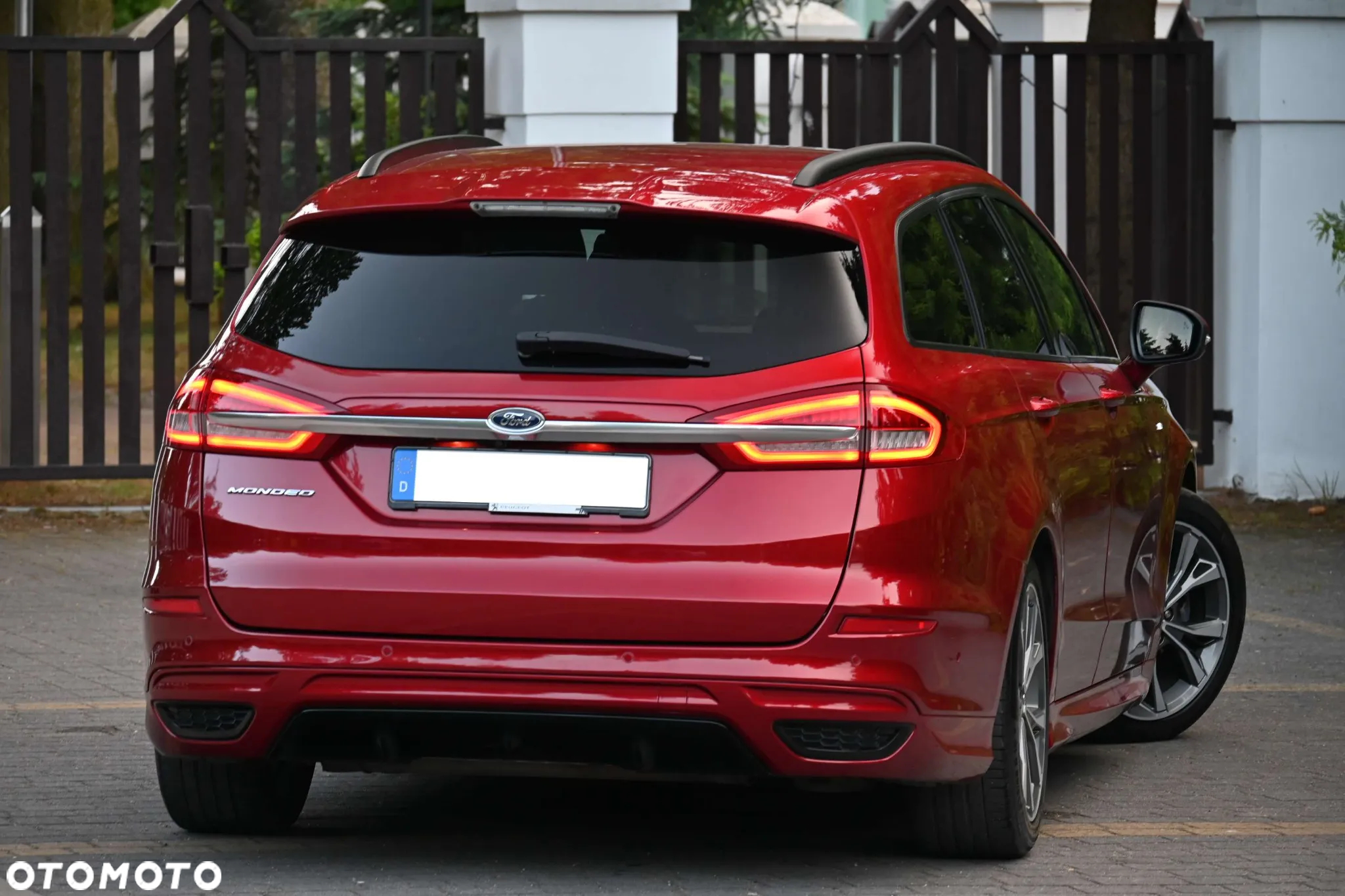 Ford Mondeo 1.5 EcoBoost ST-Line X - 14
