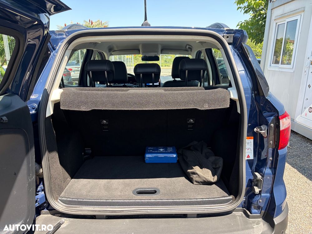 Ford EcoSport 1.0 EcoBoost Titanium - 32