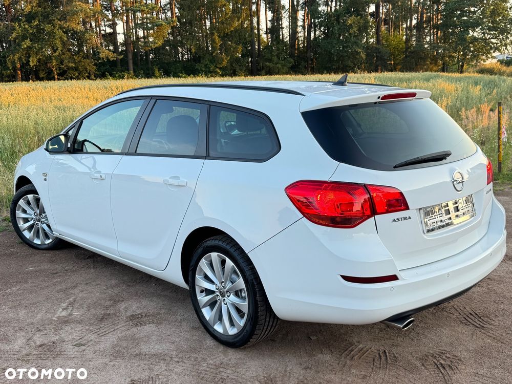 Opel Astra 1.4 T Edition 150 - 13