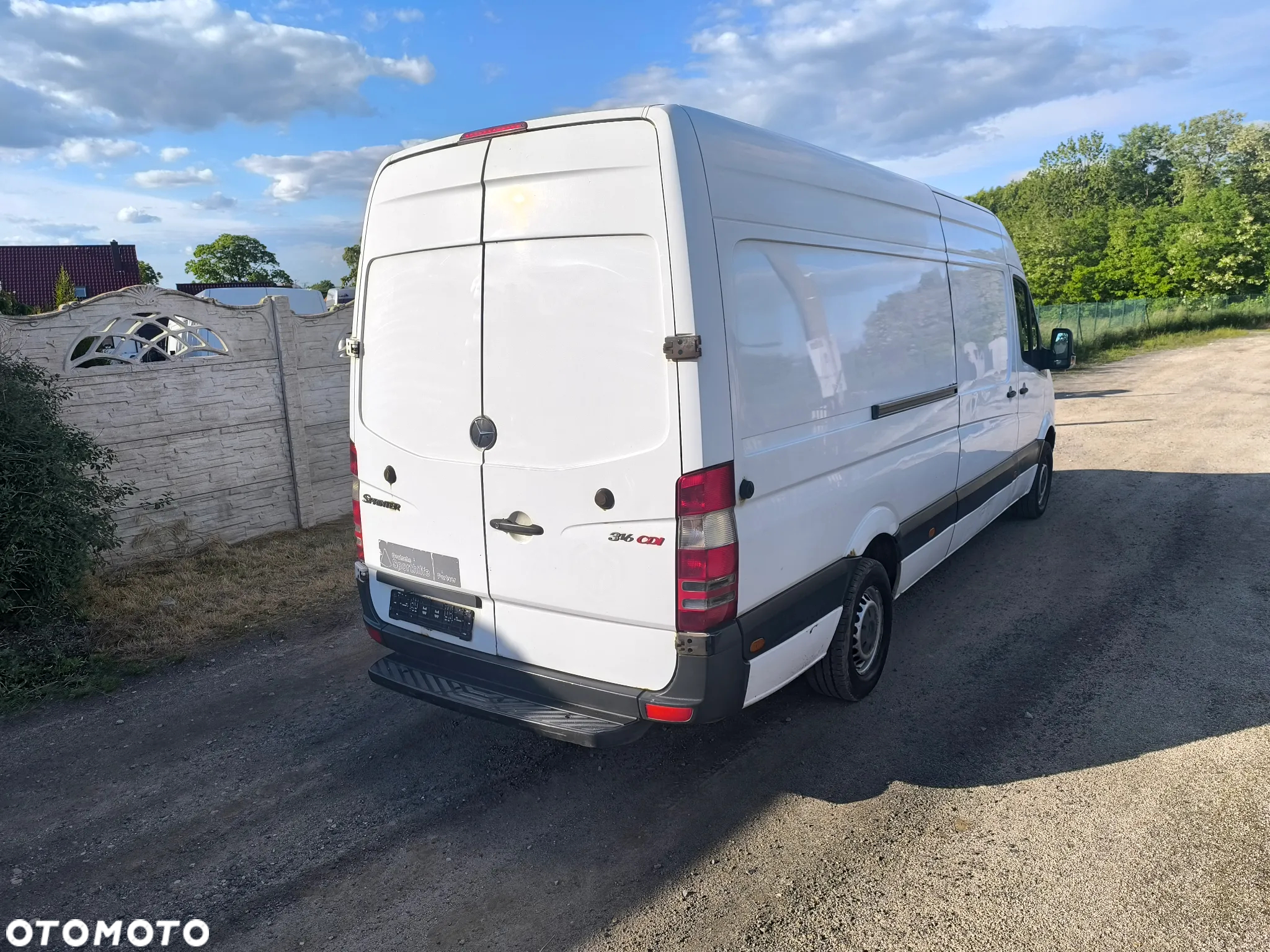 Mercedes-Benz Sprinter - 5