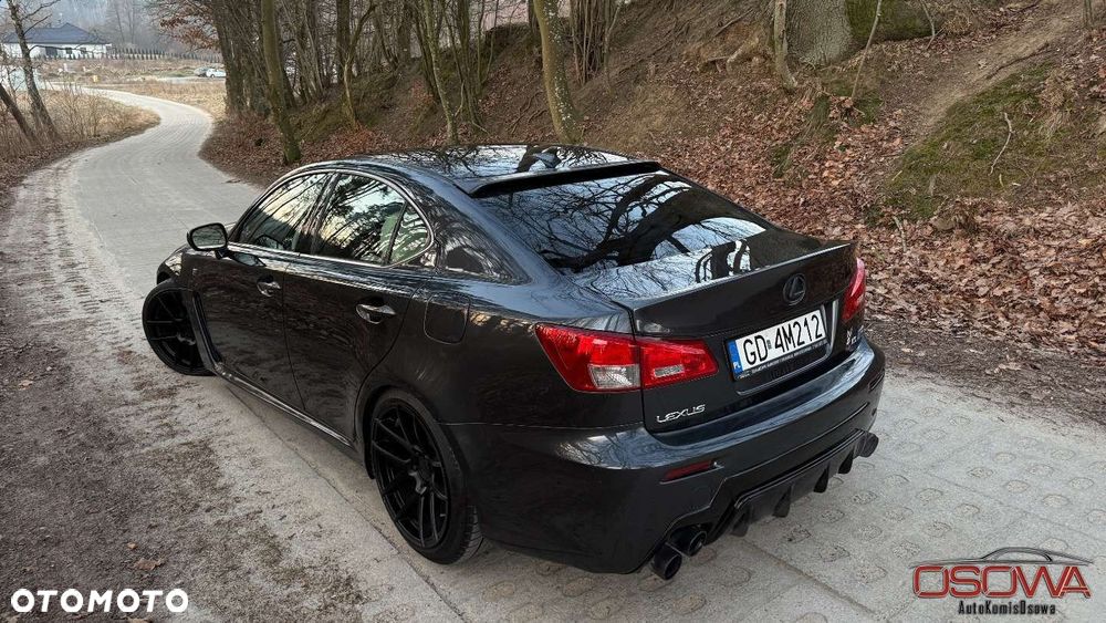 Lexus IS - 4