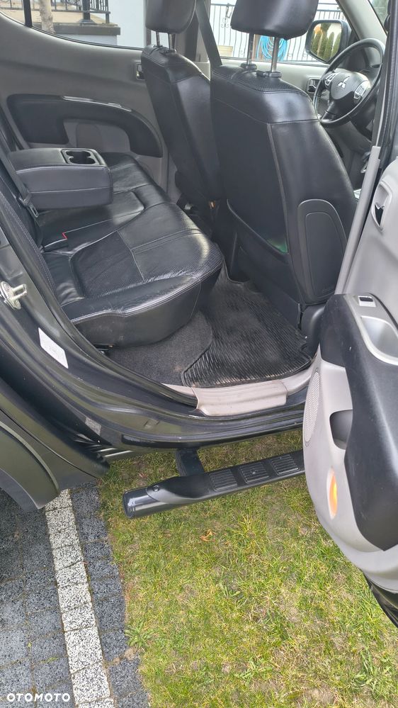 Mitsubishi L200 Pick Up 4x4 Autm DPF Instyle Double Cab - 14