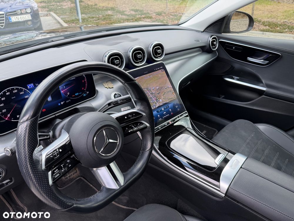 Mercedes-Benz Klasa C 220 d mHEV AMG - 13