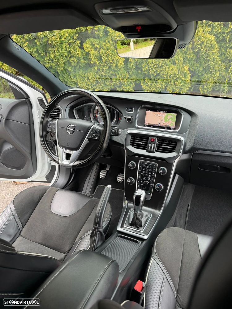 Volvo V40 2.0 D2 R-Design - 7