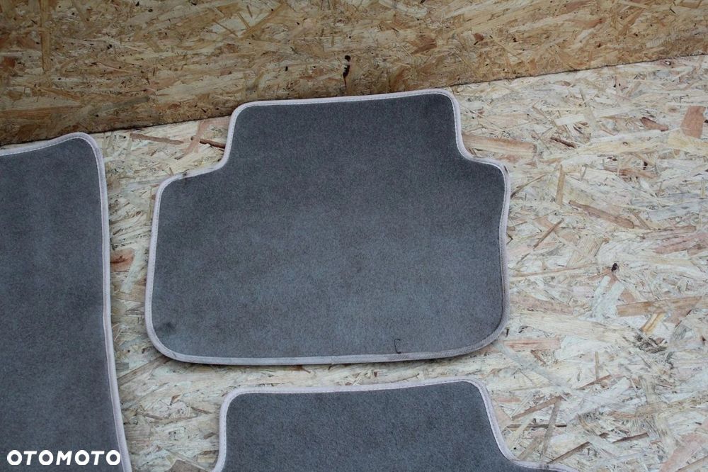 Dywaniki welurowe LEXUS GS II mk2 jasne komplet - 2