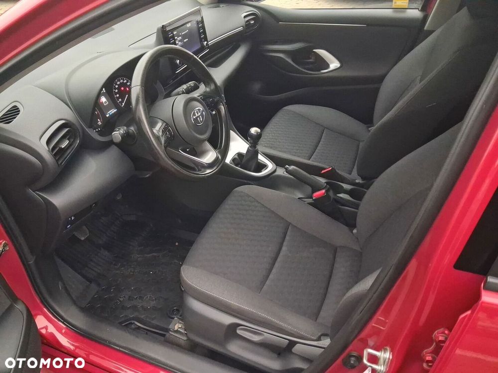 Toyota Yaris - 9