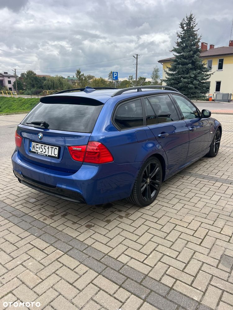 BMW Seria 3 318d Touring - 3