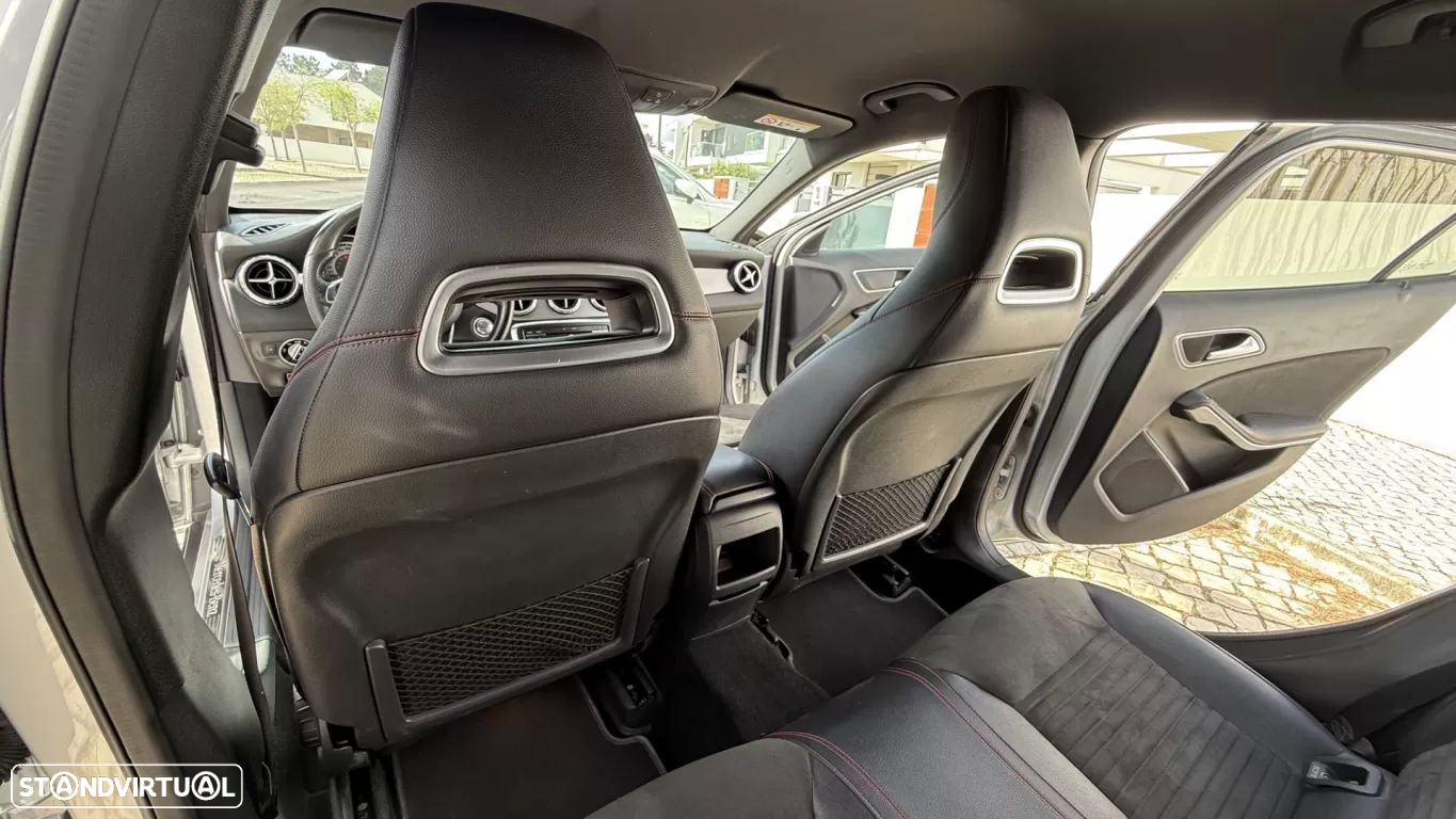 Mercedes-Benz GLA 180 CDi AMG Line - 16