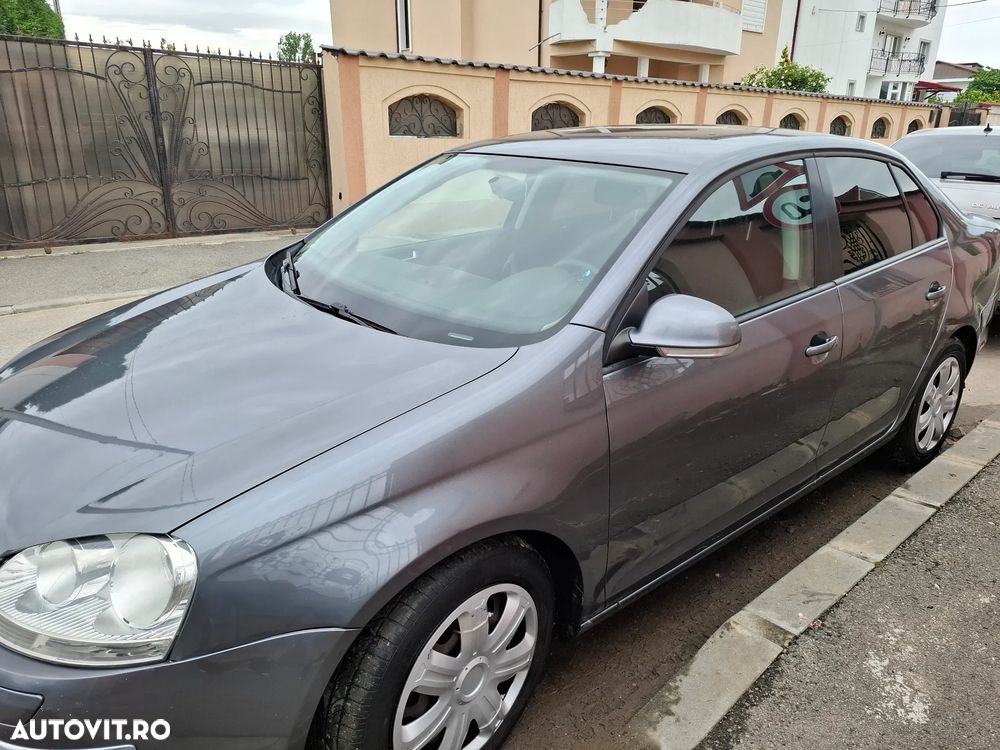 Volkswagen Jetta 1.6 Comfortline - 3