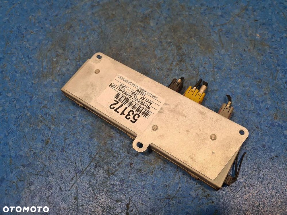 AUDI A4 B6 WZMACNIACZ ANTENOWY / GPS 8E9035225B - 7