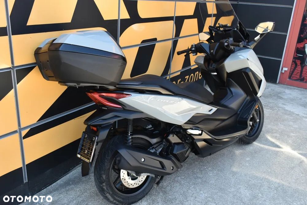 Honda NSS - 4