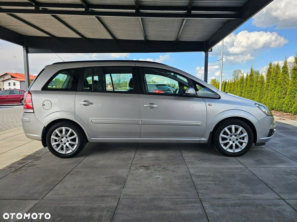 Opel Zafira 1.8 Essentia EU5 - 10
