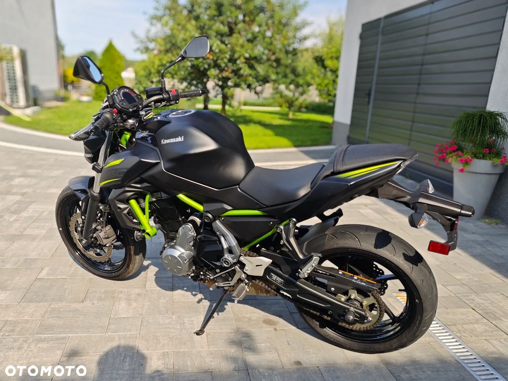 Kawasaki Z 650 - 21