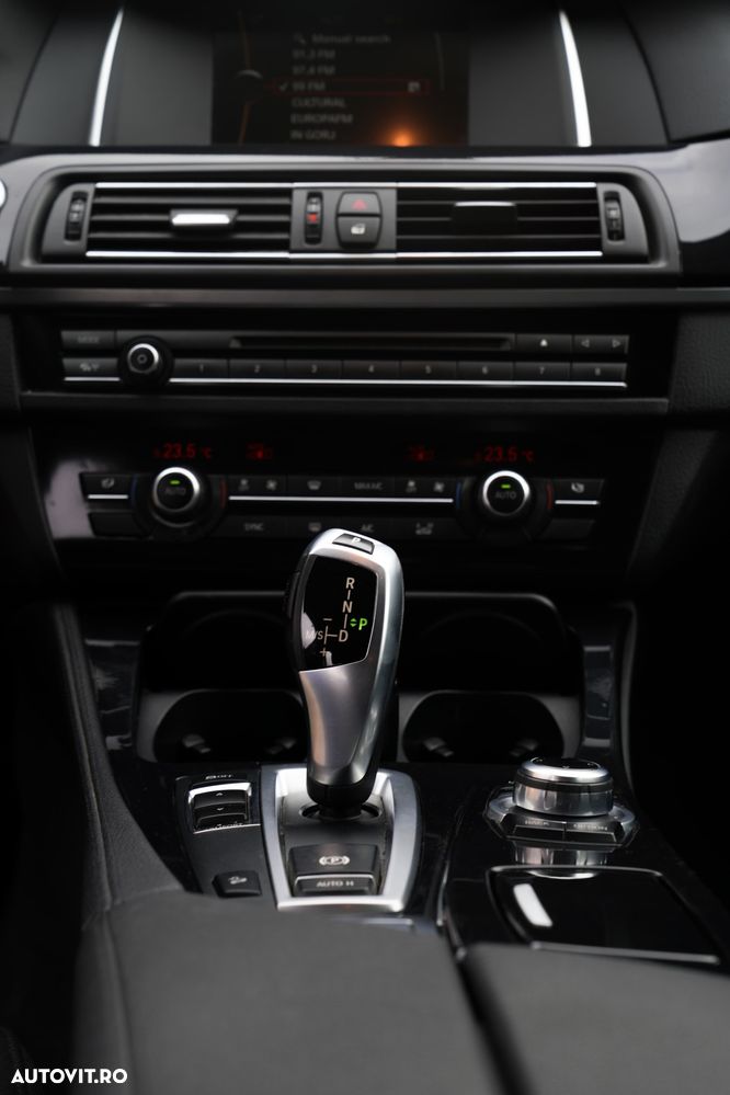 BMW Seria 5 520d xDrive Aut. Luxury Line - 10