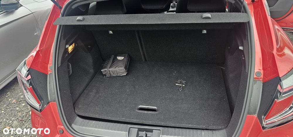 Renault Captur TCe 90 EVOLUTION - 11