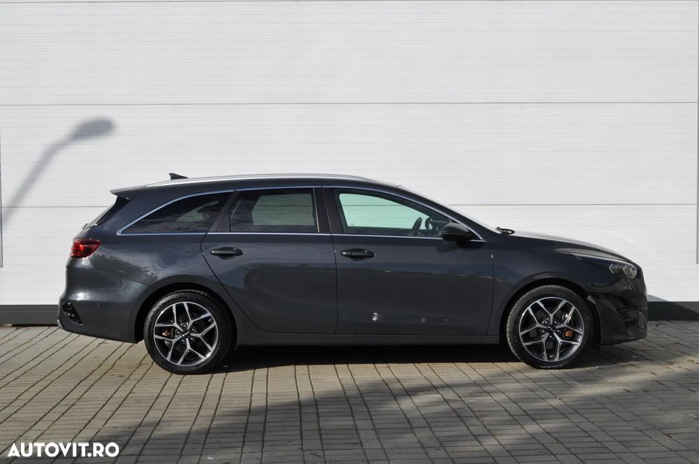 Kia Ceed SW 1.6 GDI DCT OPF Plug-in-Hybrid Platinum Edition - 12