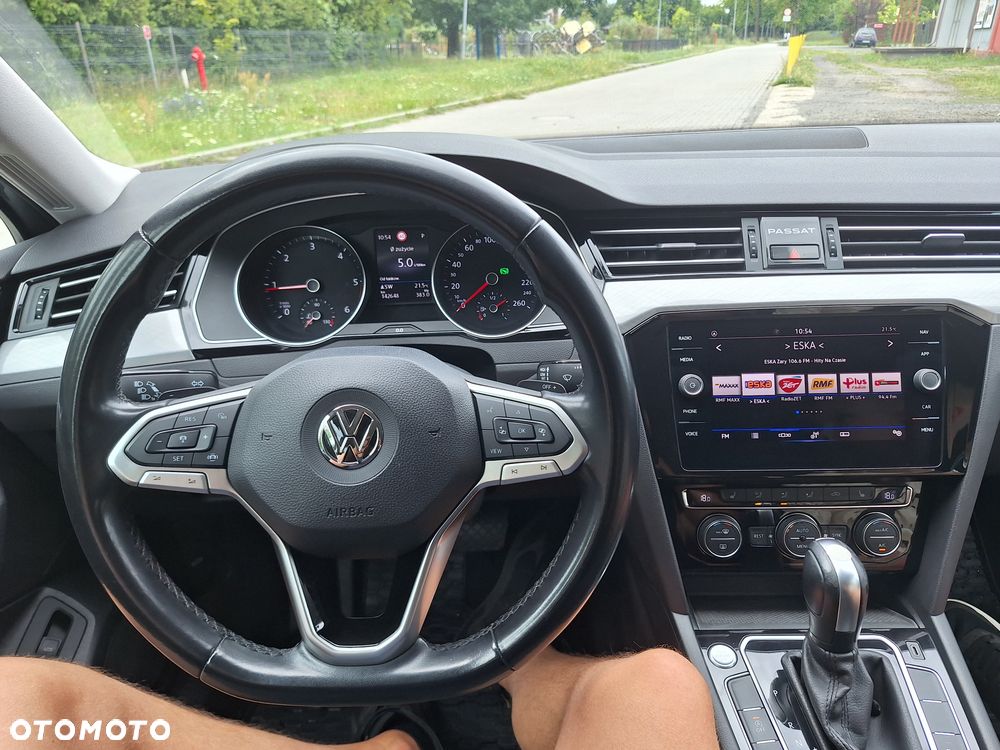 Volkswagen Passat 2.0 TDI EVO Business DSG - 6