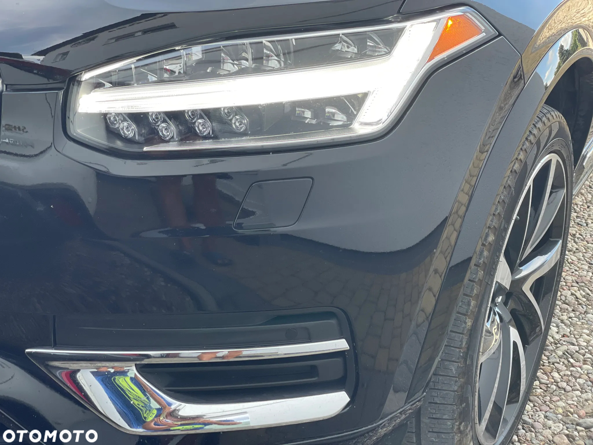 Volvo XC 90 T8 AWD Twin Engine Geartronic Momentum - 9