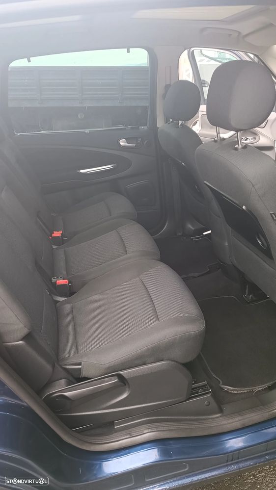 Ford S-Max 2.0 TDCi DPF Trend - 8