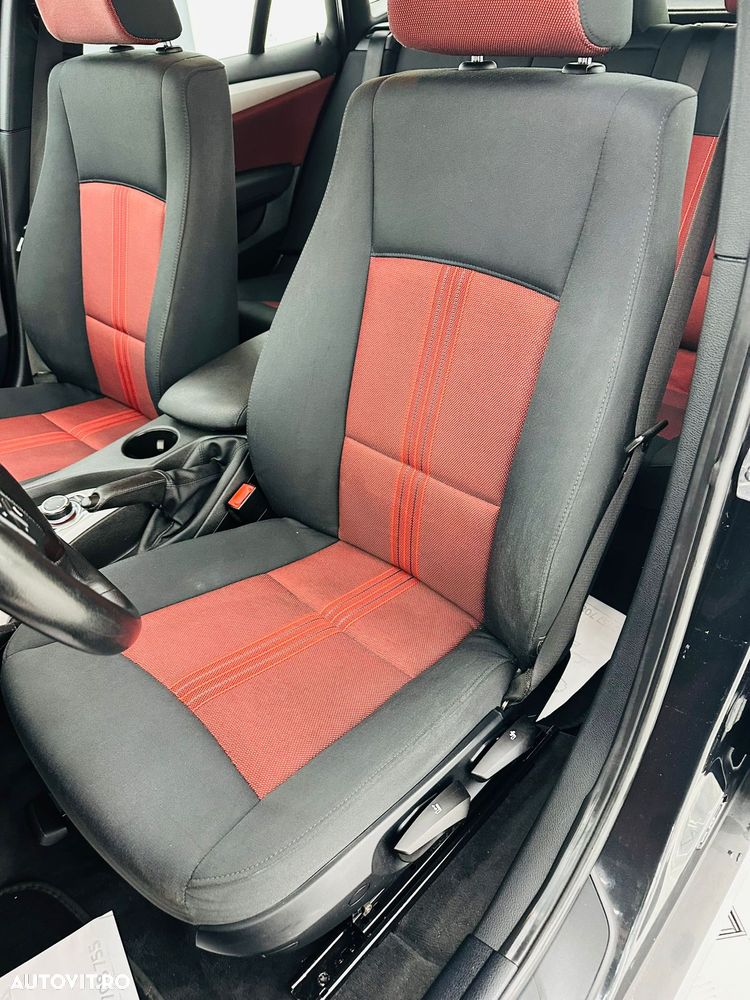 BMW X1 sDrive18d Sport Line - 13