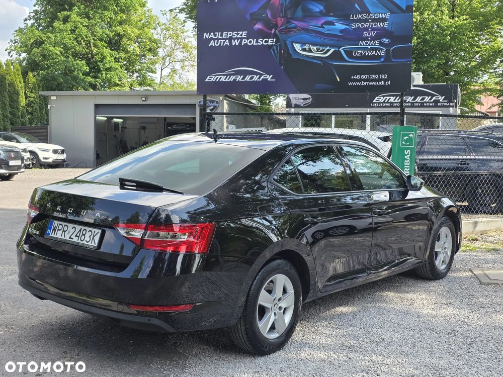 Skoda Superb 2.0 TDI SCR Style - 12