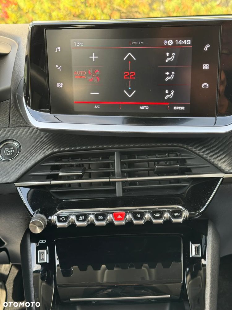 Peugeot 208 1.2 PureTech GT Pack S&S - 23