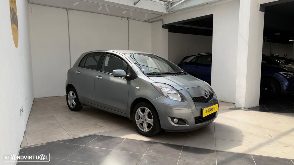 Toyota Yaris 1.4 D-4D Sol - 4