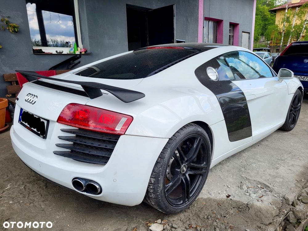 Audi R8 Coupé - 4